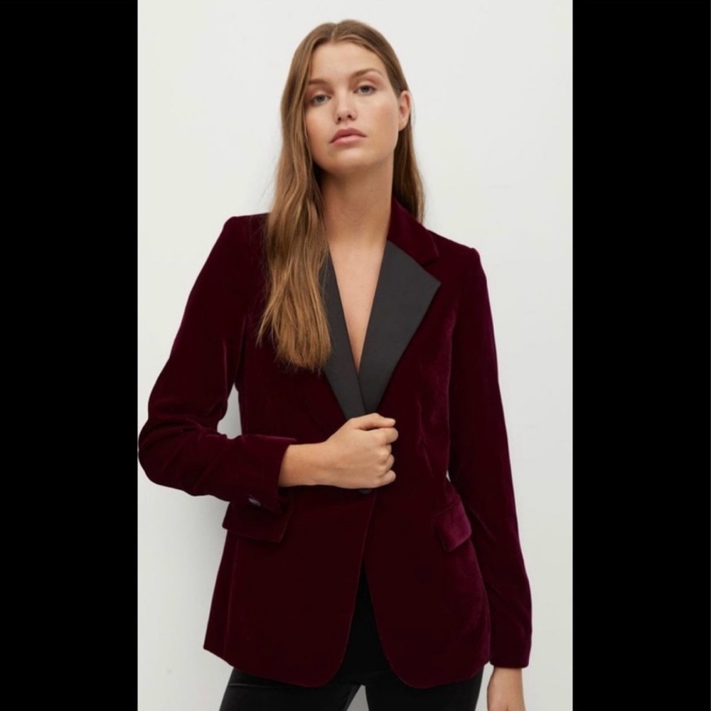 MNG MANGO Red/Wine Velvet Blazer
Black Satin Trim